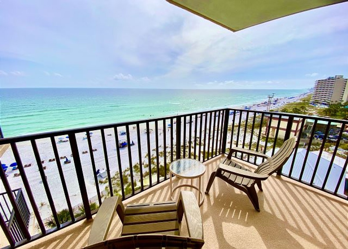 wonderful balcony overlooking the ocean in our Panama City Beach rental